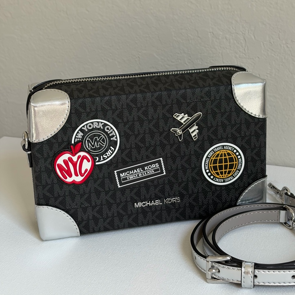 Michael Kors Jeanie Small EW Trunk Crossbody Travel Agency MK Logo Black/Silver - Picture 11 of 16